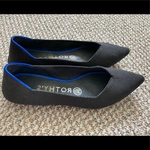 Rothy’s Black Pointed-Toe Flats Size 6